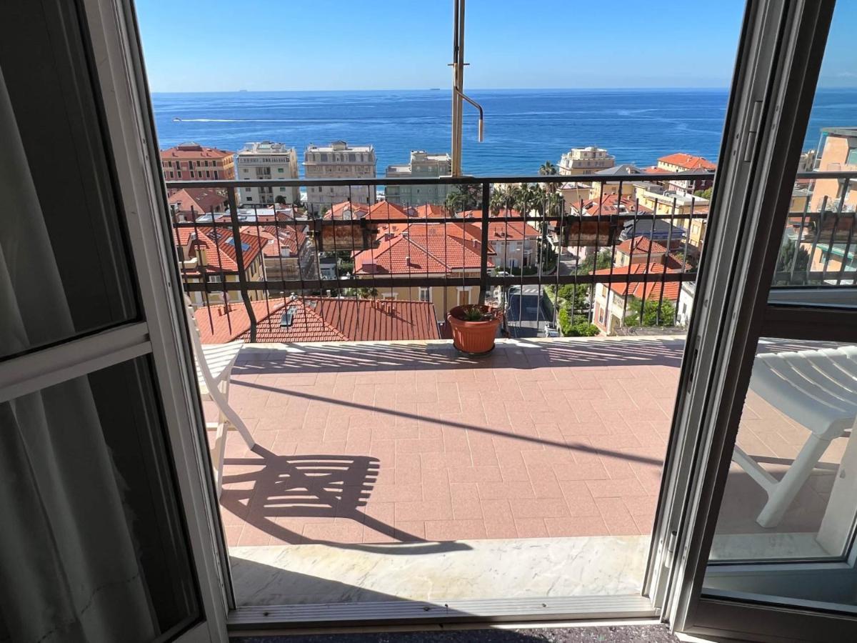 Grande Appartamento Vista Mare Varazze Extérieur photo