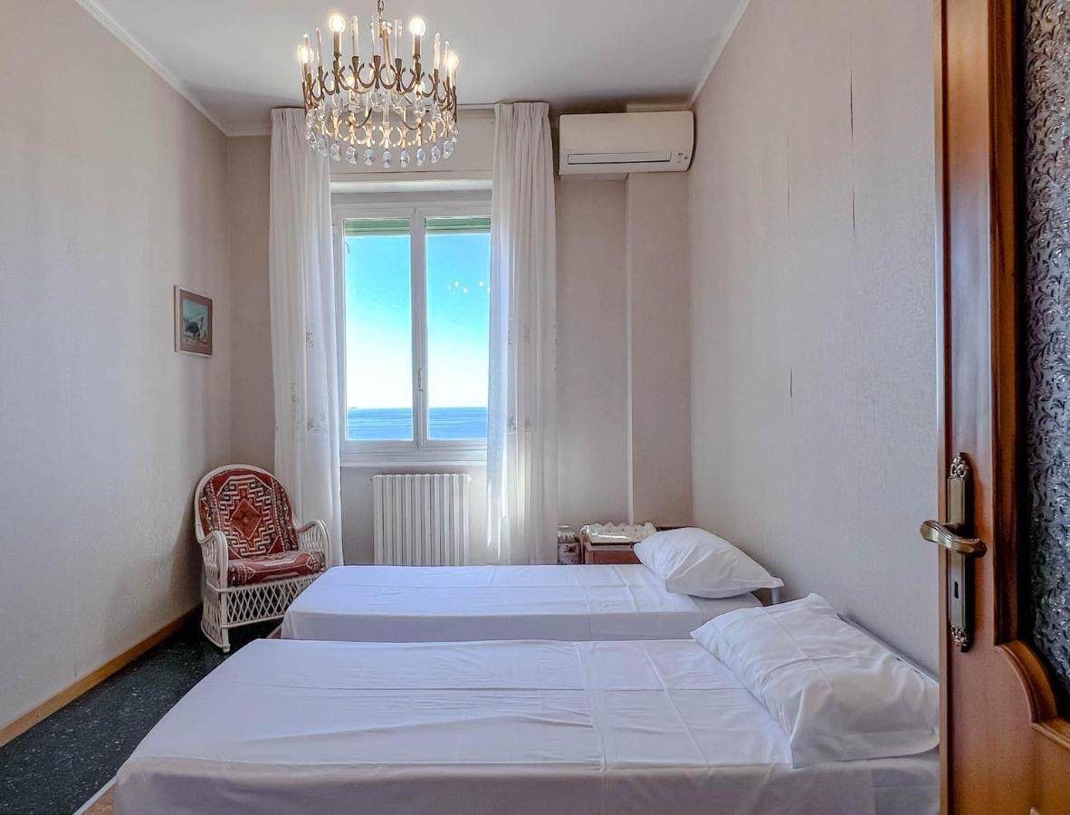 Grande Appartamento Vista Mare Varazze Extérieur photo