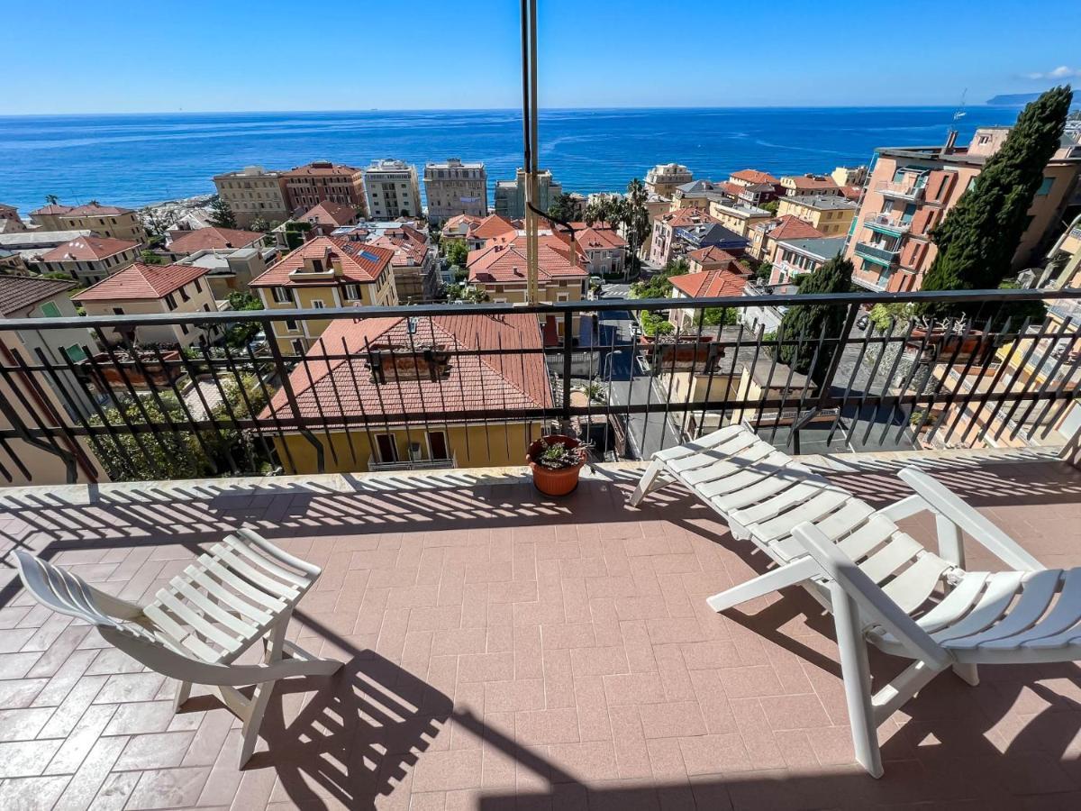 Grande Appartamento Vista Mare Varazze Extérieur photo