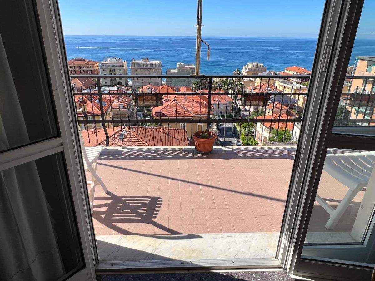 Grande Appartamento Vista Mare Varazze Extérieur photo