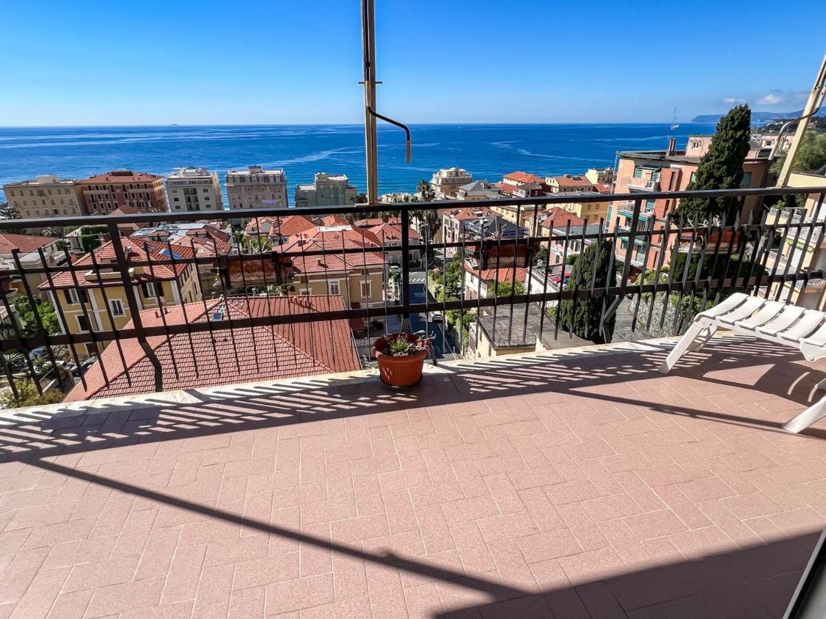 Grande Appartamento Vista Mare Varazze Extérieur photo